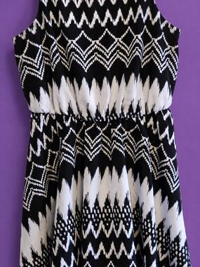 Rewind Black and White Midi Dress